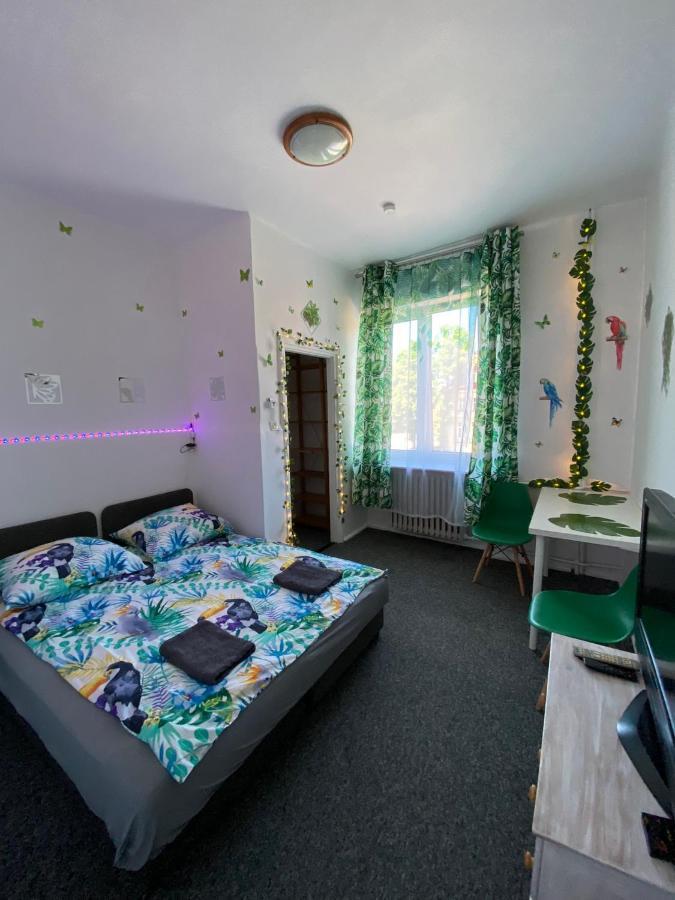 Jungle Rooms Gdańsk Exteriör bild