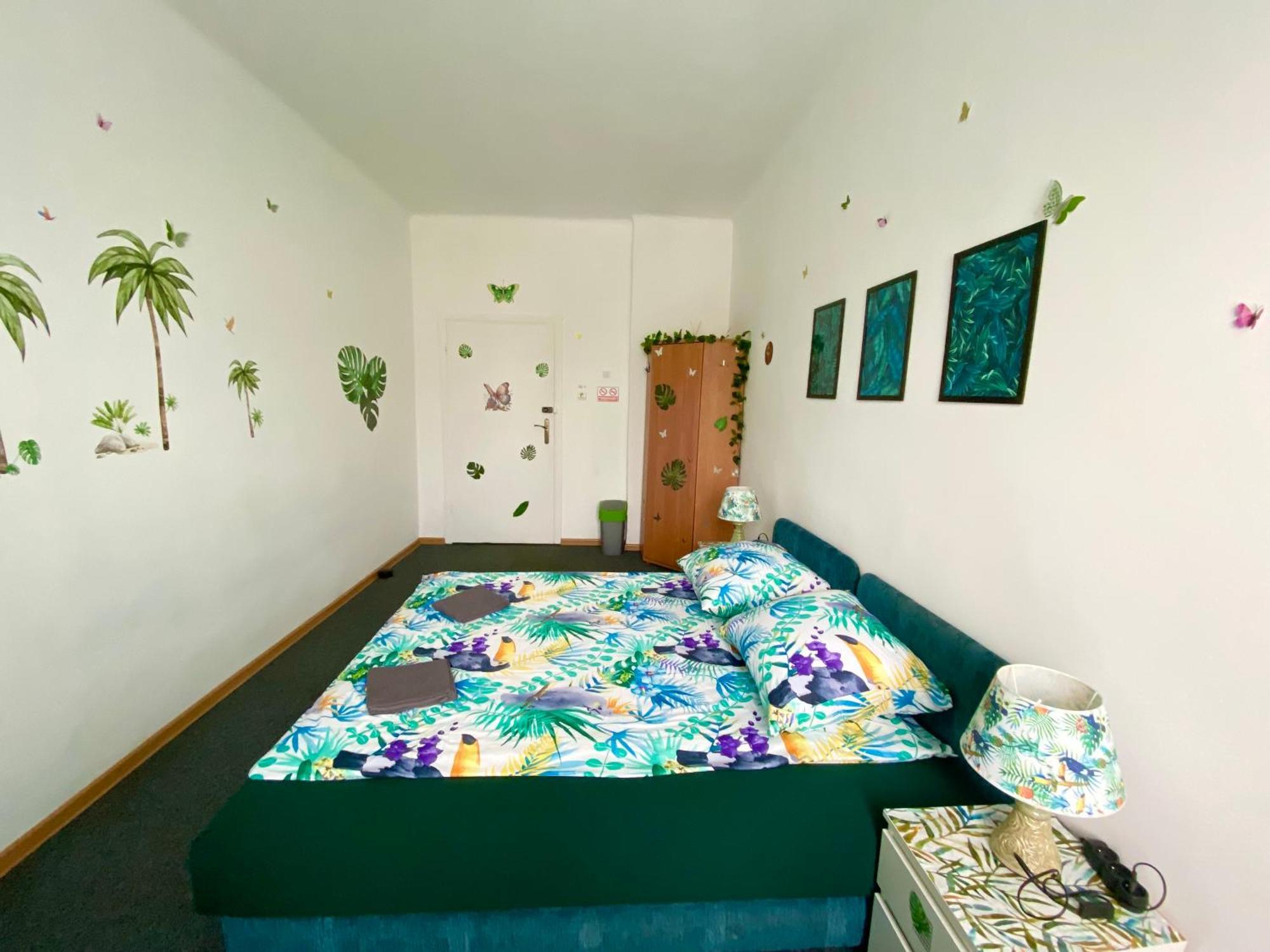 Jungle Rooms Gdańsk Exteriör bild